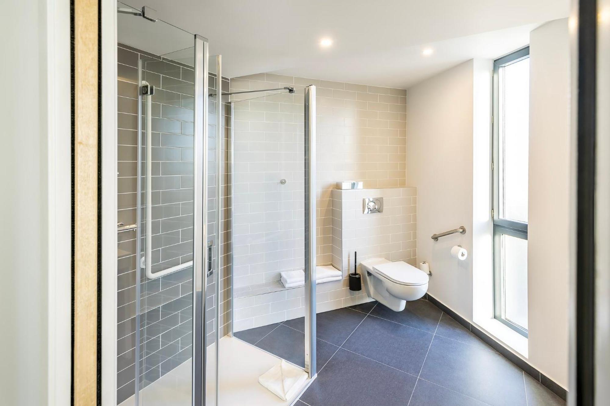 Holiday Inn Express Paris - Poissy By Ihg Exteriör bild